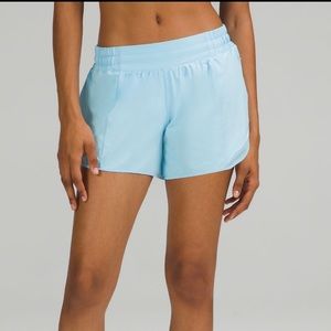 Lululemon Ice Blue Hotty Hot Shorts Size 6 with 4” inseam